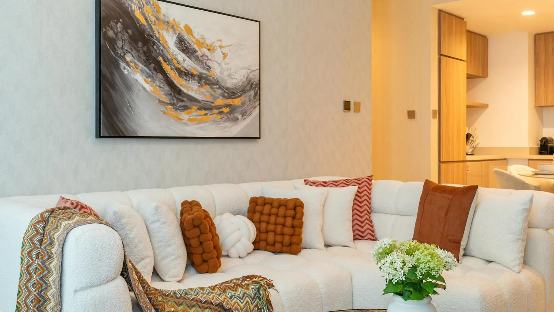 2-Br Missoni Luxury With Stunning Lake View Dubai 0*,  United Arab Emirates